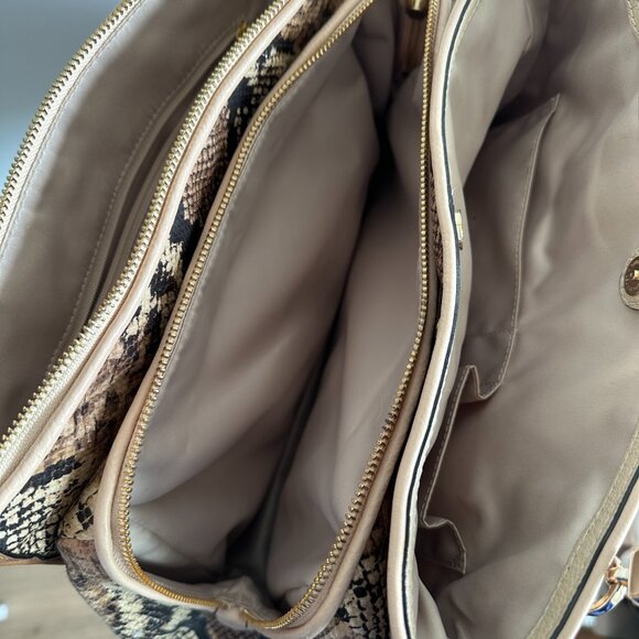 Coach Madison Carryall Bag 30801 - Picture 9 of 9